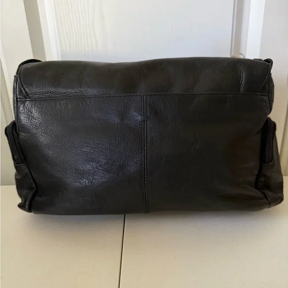 Stone Mountain Black Leather Shoulder Bag - Picture 2 of 5